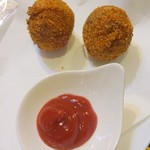 ロイヤルグリーン レストランアンドバー - コロッケ