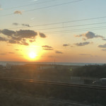 鮨駒 - 車窓から日本海に落ちる夕陽