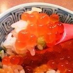 鮨処 多田 - いくら　リフト