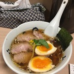 浅草名代らーめん 与ろゐ屋 - ちゃーしゅうめん９５０円＋味玉１００円