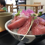 みなと市場 小松鮪専門店 - 