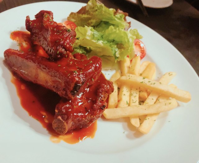 新宿 肉バル 牛鶏豚 （GyuToriTon）のご予約 - 西武新宿/居酒屋