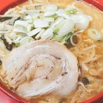 らーめん弁慶 - みそラーメン（780円）