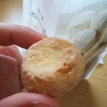 成城石井 - 和三盆ポルボローネ450円