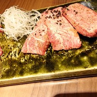 焼肉 しんうち 神楽坂 - 