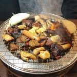 福山駅前酒場　情熱ホルモン - お肉がいっぱい焼けました(2019.02.05)