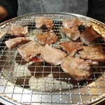 福山駅前酒場　情熱ホルモン - 豚タン焼き上がり完成！(2019.02.05)