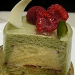 パティスリー ジャン・ミエ - ピスタチオのケーキ「ヴェルディール」