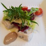 前菜 きのことホタテと地鶏のテリーヌ