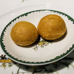 マノワール・ディノ - グリエールチーズのシュー