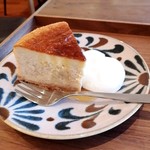 広洋舎 - バナナチーズケーキ