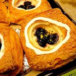 PRIER - ダークチェリーとクリームチーズ