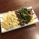 立ち呑み くにし - 牛ホルモン炒め