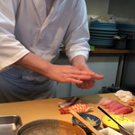 Sushi Arata - 握る店主
