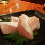 居酒屋 武双 - ブリハラス（半分）