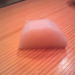 鮨処 多田 - 山芋の梅酢漬け