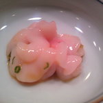 鮨処 多田 - 白子の刺身　ポン酢を潜らせて
