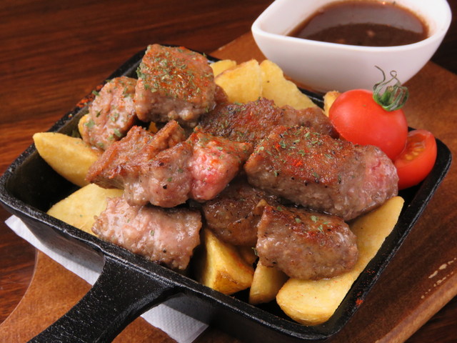 チーズ×肉バル ラポダイニング 八王子店 （LAPO DINING） 八王子/バル・バール [食べログ]