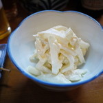 鮒与 - 大根サラダ