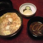 鳥料理 玉ひで - 元祖親子丼＆赤だし（ＯＰ）