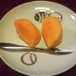 鳥料理 玉ひで - デザートは柿でした(^^)
