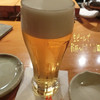 ゆるり。 酒槽 - ドリンク写真:町田で晩ご飯♪
美味しい魚介が食べたいね〜といつもは記念日とかちょっと特別な時しか行かないお店に行ってしまった☆彡
カウンターに案内されて、先ずは生ビール(590円)で乾杯〜( ^ ^ )/□