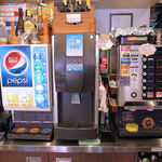 PIZZERIA　TATSU - セルフ式のドリンクの機械