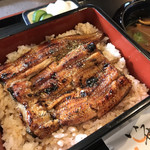 うなぎ いっせい - 鰻重 2860円