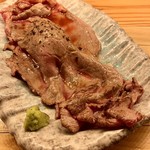 Ebi Kazura - 炙り牛寿司