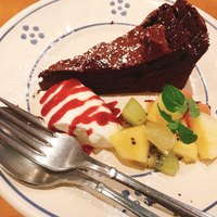 イゾラ ブル - ドルチェ盛り合わせ
