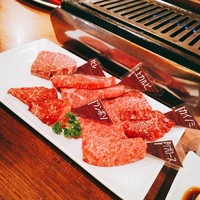 NO MEAT, NO LIFE.2nd - ○本日の厳選黒毛和牛5種
                    ヒレ、ランボソ、カイノミ、リブロース、上カルビ