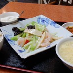 福香門 - 海老とセロリの塩炒め