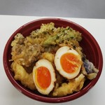 白花咲々 - とり天丼(500円)