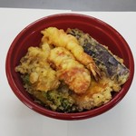 Tempura Sakusaku - 天丼(500円、他の人が食べた物)