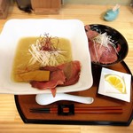 猪骨ラーメン - 料理写真: