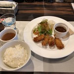 ダイニング ソウ - カキフライ定食850円