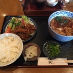 手づくりうどん もりしげ - 焼肉うどんランチ
            ８８０円