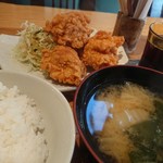 Saikonya - とりのからあげ定食♡柔らかジューシーな大きめの唐揚げ４個！