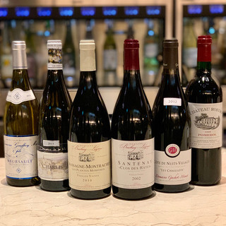 世界各国のワインを150種類ご用意