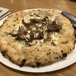 エスカルゴ - 舞茸のピザ！