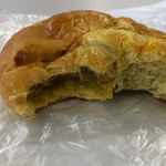 ラセール - 海軍カレーパン断面