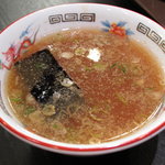 中華料理 飛龍 - そばめしに付くスープ　11.08.24.