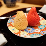 割烹 山路 - とちおとめと淡雪