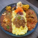 Cafe 豆うさぎ - 料理写真:３種盛りあいがけカレー