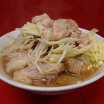 ラーメン二郎 - 小ラーメン　ニンニク・アブラ　750円