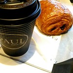 PAUL - コーヒーとパンショコラ