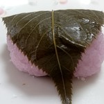 中村屋 - 桜餅