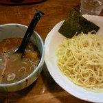 Menya Dai - 豚骨しょうゆつけ麺