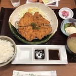 名古屋名物 みそかつ 矢場とん - 鹿児島県黒豚わらじとんかつ定食