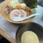 覆麺 智 - 